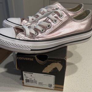 Converse women’s Metallic Pink Sneakers